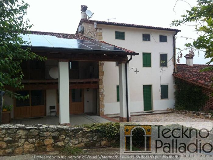 Casa con 6 locali in affitto in Nanto