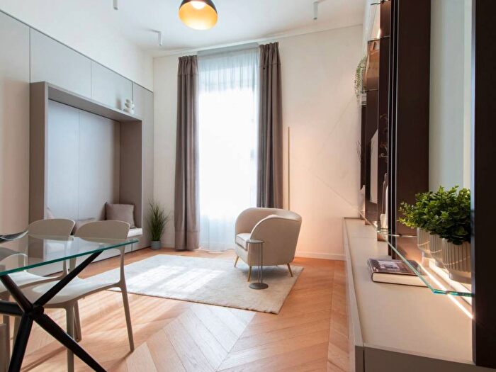 Appartamento monolocale in affitto in Via Vittorio Alfieri, Piazza Solferino, Torino