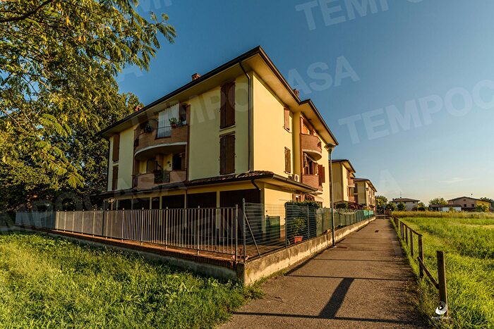 Appartamento trilocale in vendita in Via del Borghetto, San Cesario Sul Panaro