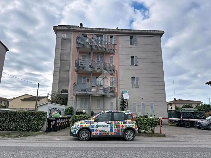 Appartamento bilocale in vendita in Via Aiaccia, Collesalvetti