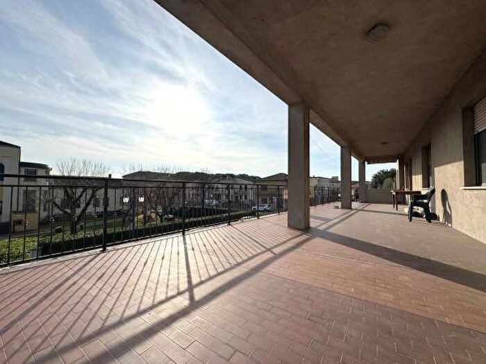 Appartamento con 6 locali in vendita in Via Roma, Loreo