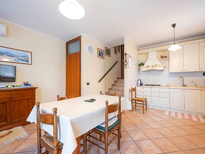 Casa con 6 locali in vendita in VIA ENRICO TOTI, Centro, Mestrino