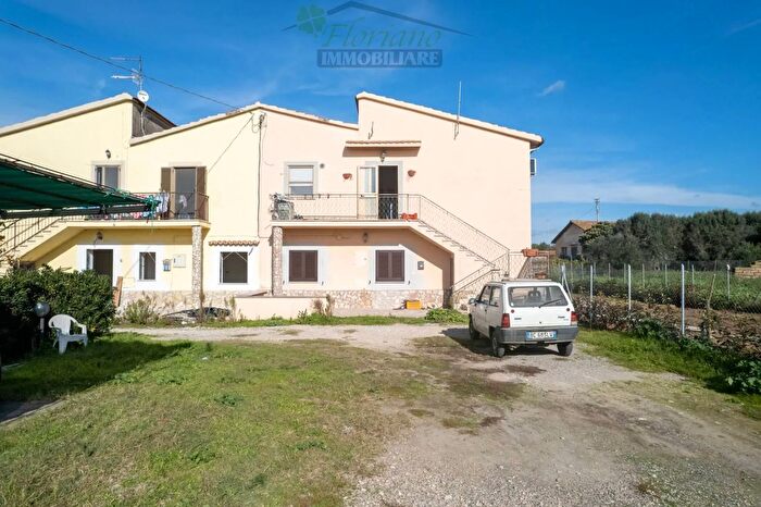 Appartamento quadrilocale in vendita in Strada della Percossa, Montalto Di Castro