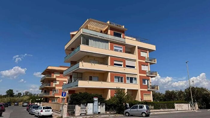 Appartamento quadrilocale in vendita in Via dei Palombari Roma, Roma