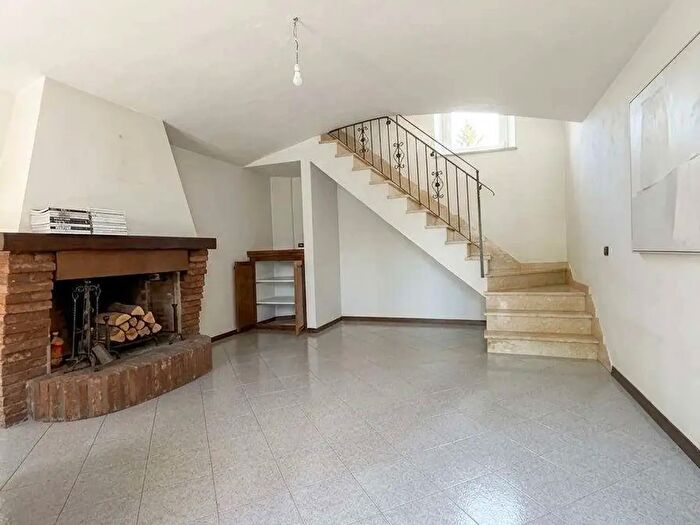 Casa quadrilocale in affitto in Via Piazza, Castelnuovo Rangone