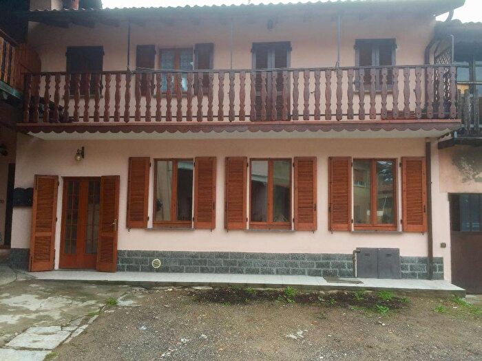 Appartamento bilocale in affitto in via magenta, Albizzate