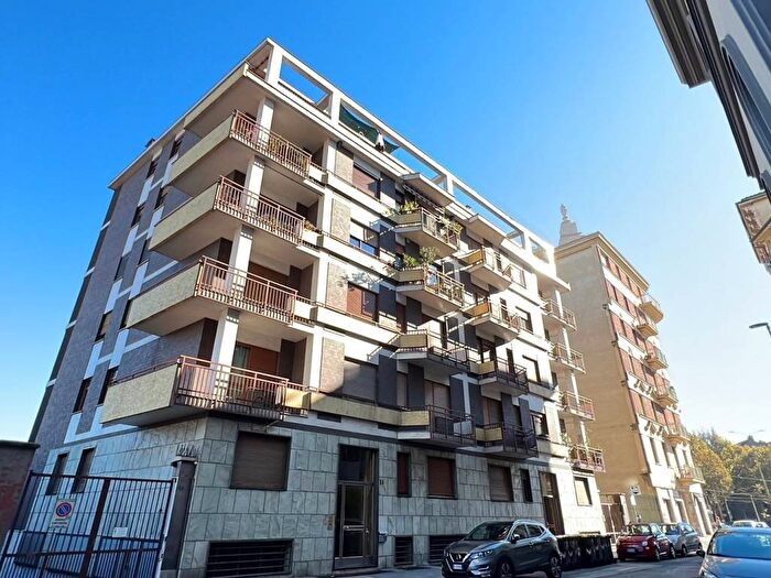 Appartamento trilocale in affitto in Via Gianfrancesco Fiochetto, Aurora, Torino