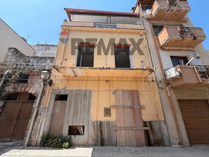 Casa con 5 locali in vendita in Via Archimede, Terrasini
