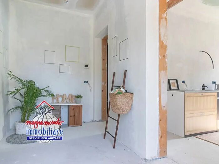 Casa con 6 locali in vendita in Via della Pace, Sala Bolognese