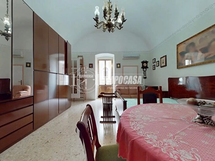 Casa bilocale in vendita in Via Sante Simone, Conversano