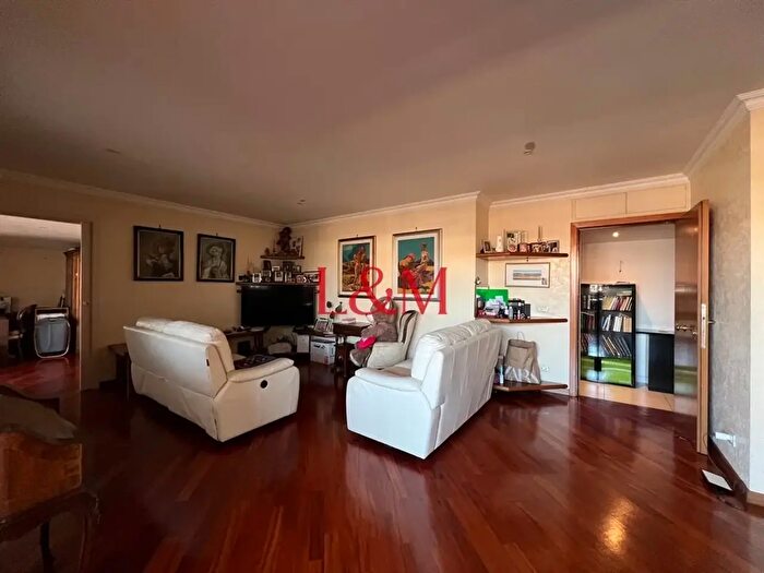 Appartamento con 7 locali in vendita in Largo Bargellini, Roma