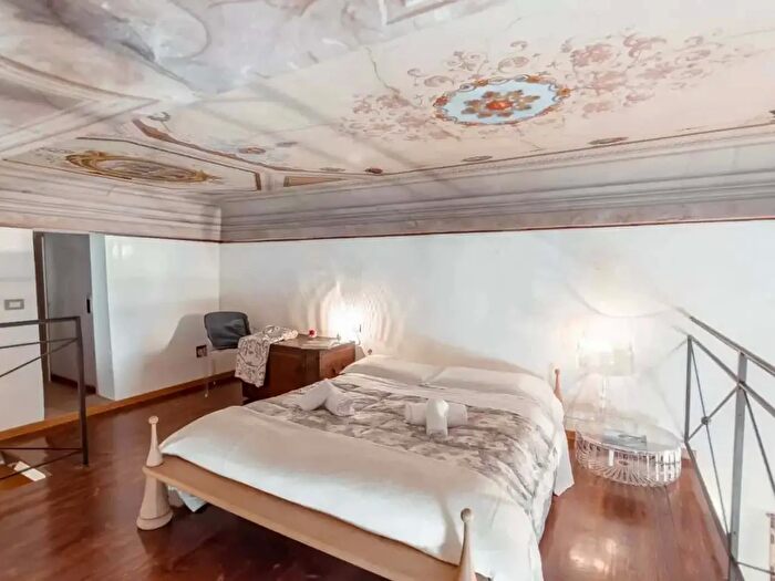 Appartamento monolocale in affitto in Via dei Serragli, Firenze