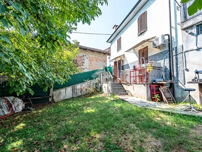 Casa con 7 locali in vendita in Via Brunetta, Druento