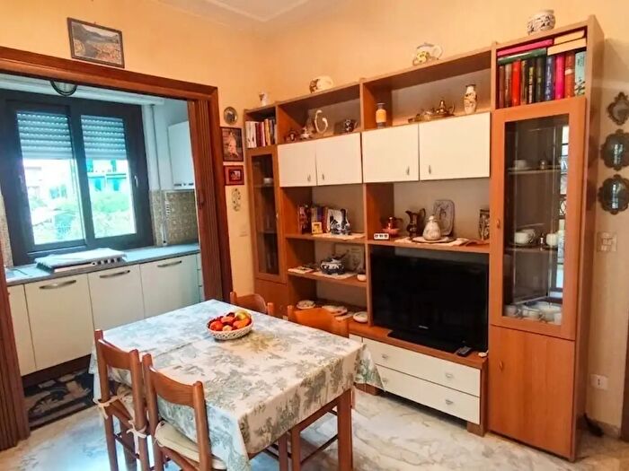 Appartamento bilocale in vendita in Via Leopardi, Loano