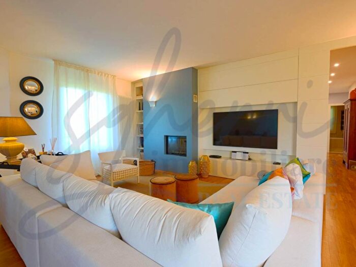 Appartamento con 6 locali in vendita in Fucecchio