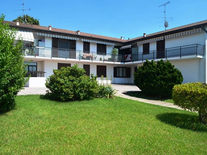 Appartamento bilocale in affitto in Via Sempione, Centro, Sesto Calende