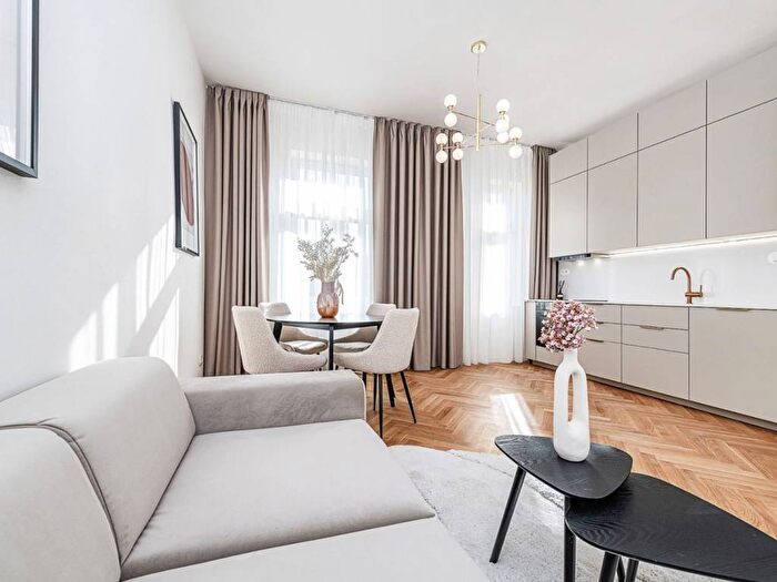 Appartamento bilocale in affitto in Via SantOrsola, Carrobbio, Milano