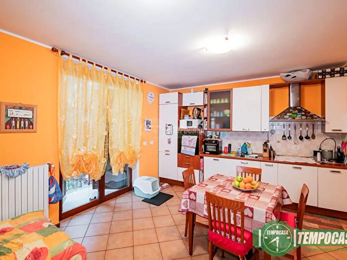 Appartamento trilocale in vendita in Via Walter Tobagi Gugnano, Casaletto Lodigiano