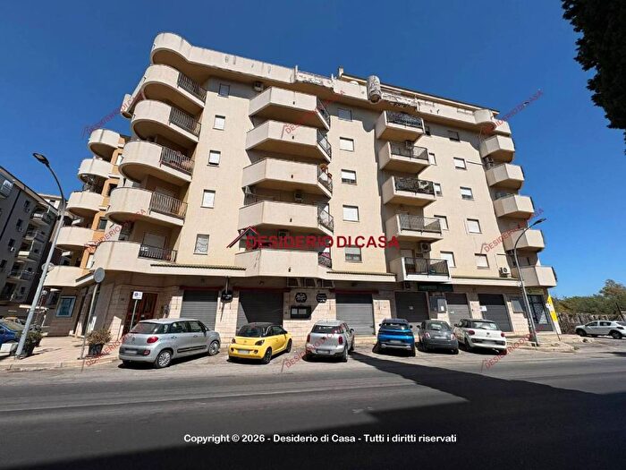 Appartamento con 6 locali in affitto in Via Roccaforte, Centro, Bagheria