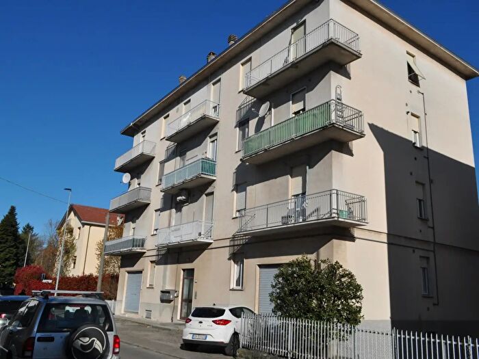 Appartamento trilocale in vendita in Via Goffredo Mameli, Collecchio