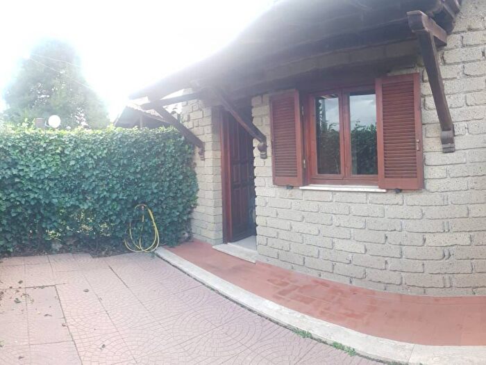 Appartamento bilocale in affitto in Via Dobbiaco, Infernetto, Roma