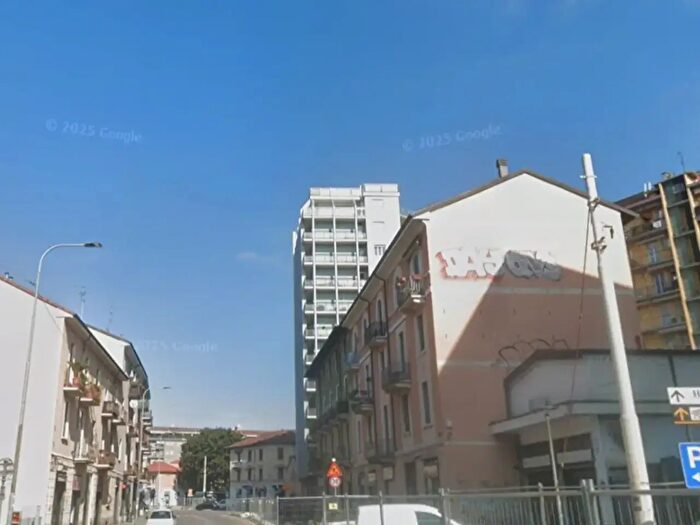 Appartamento bilocale in affitto in Via Vittorio Veneto, Bresso