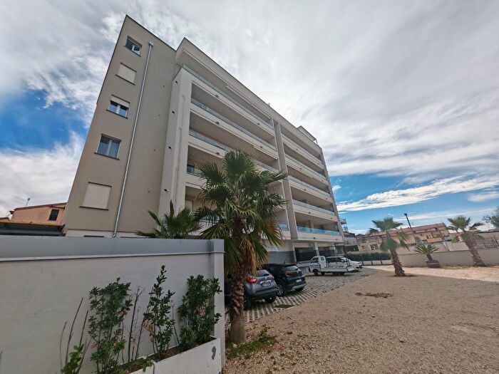 Appartamento quadrilocale in vendita in Via Giulio Antonio Acquaviva, Caserta