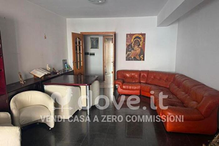 Appartamento quadrilocale in vendita in Vico Ferruccio, Reggio Calabria