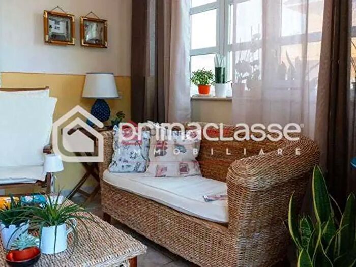 Casa con 8 locali in vendita in Modica