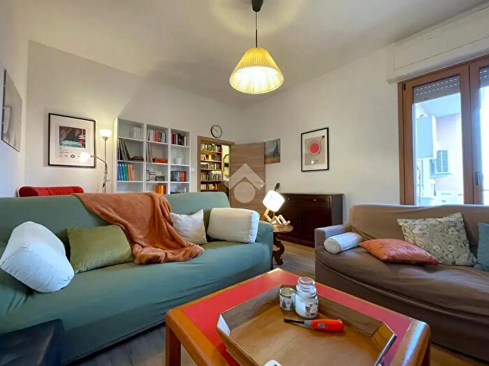 Appartamento trilocale in vendita in Via San Pergentino, Arezzo