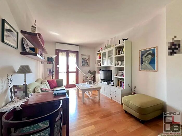 Appartamento con 5 locali in vendita in Empoli