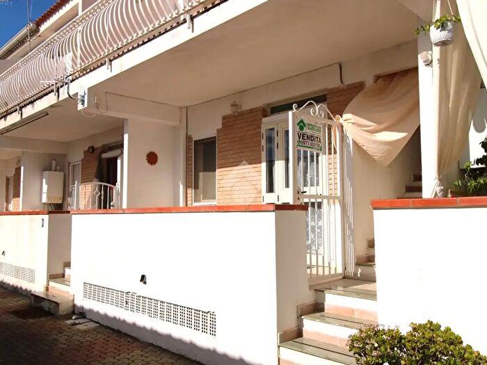 Appartamento trilocale in vendita in Via Risorgimento, Ispani