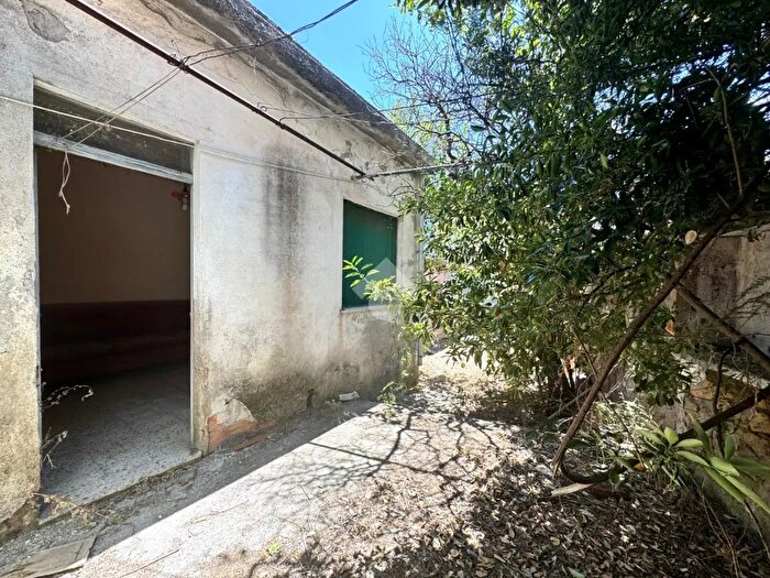 Casa con 7 locali in vendita in Via Vicolo B San Lussorio, San Vito