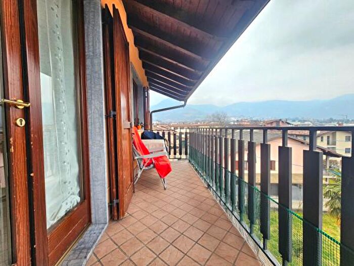 Appartamento quadrilocale in vendita in Via Angelo Tacchini, Cazzano SantAndrea