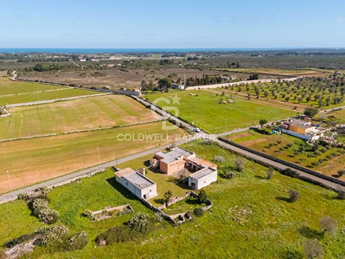 Casa con 20 locali in vendita in Via Giovanni Miani, Lecce