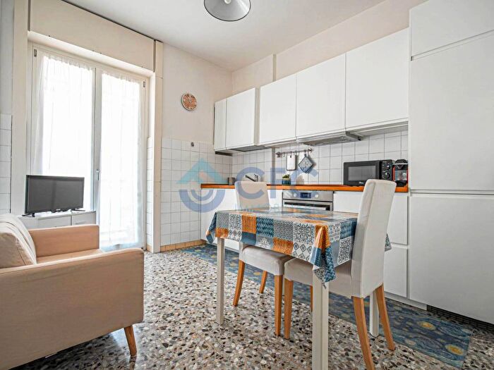 Appartamento bilocale in affitto in Via Luigi Devoto, Argonne Corsica, Milano