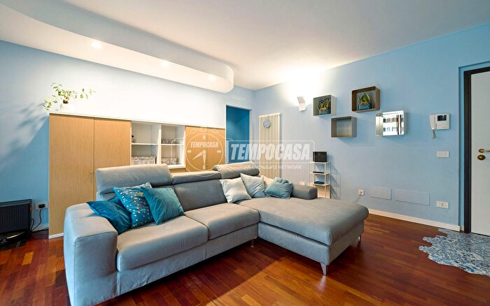 Appartamento bilocale in vendita in Via Vittorio Veneto Costa SantAbramo, Castelverde