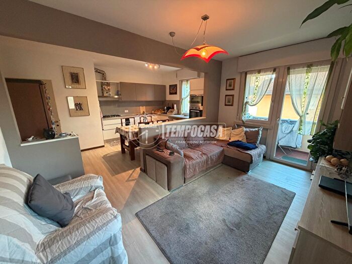 Appartamento quadrilocale in vendita in Via Bortolo Castellani, Belluno