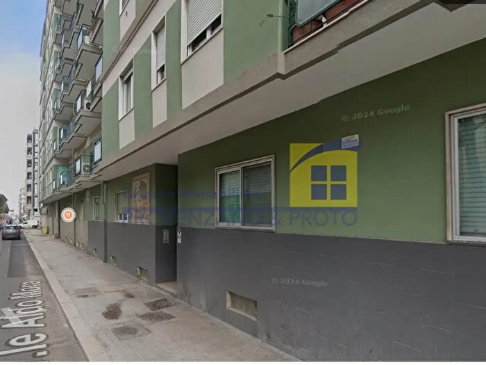 Appartamento trilocale in vendita in Viale Aldo Moro, Brindisi