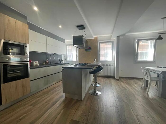 Casa con 13 locali in vendita in Chioggia