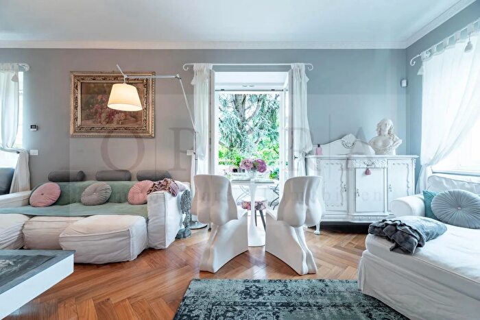 Appartamento quadrilocale in vendita in Via San Osvaldo, Bolzano