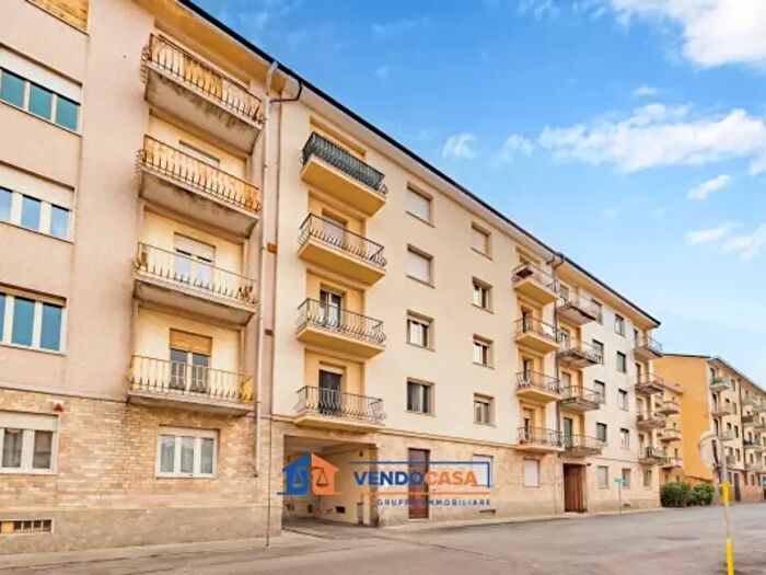 Appartamento quadrilocale in vendita in Via Enrico Cravero, Pinerolo