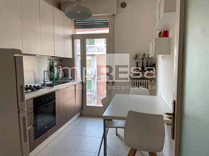 Appartamento quadrilocale in affitto in Viale Luzzatti, Treviso