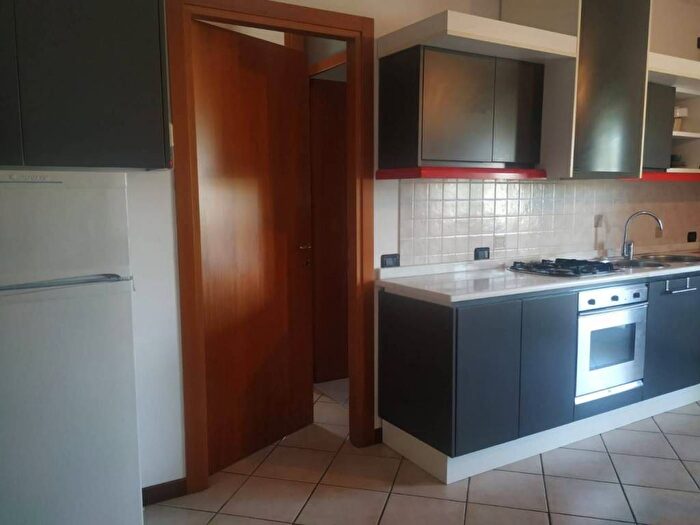 Appartamento trilocale in affitto in Centro, Legnaro