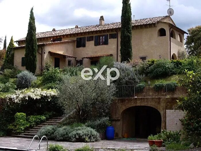 Casa con 8 locali in vendita in Via Pantane, Fauglia