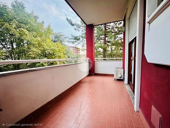 Appartamento trilocale in vendita in Via Ippolito Pindemonte, Monza