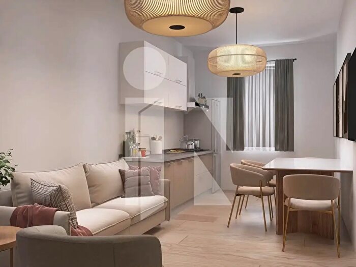 Appartamento trilocale in vendita in Via Grazioli, Mantova