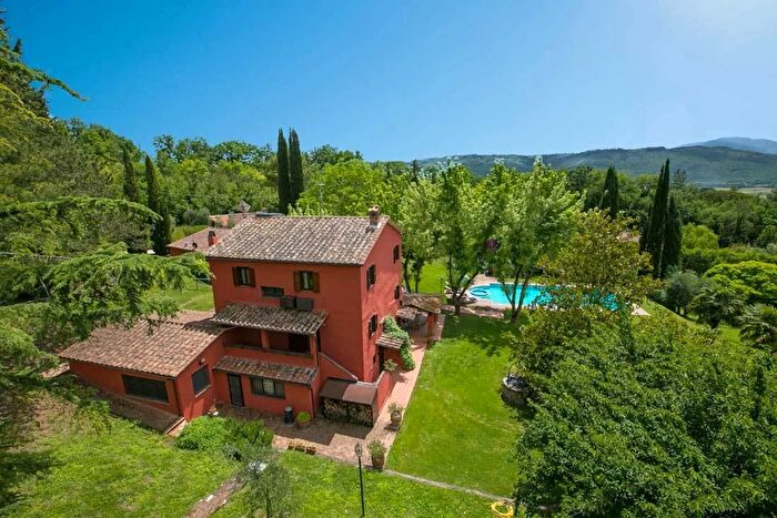 Casa con 15 locali in vendita in Vocabolo Petralata, Giove