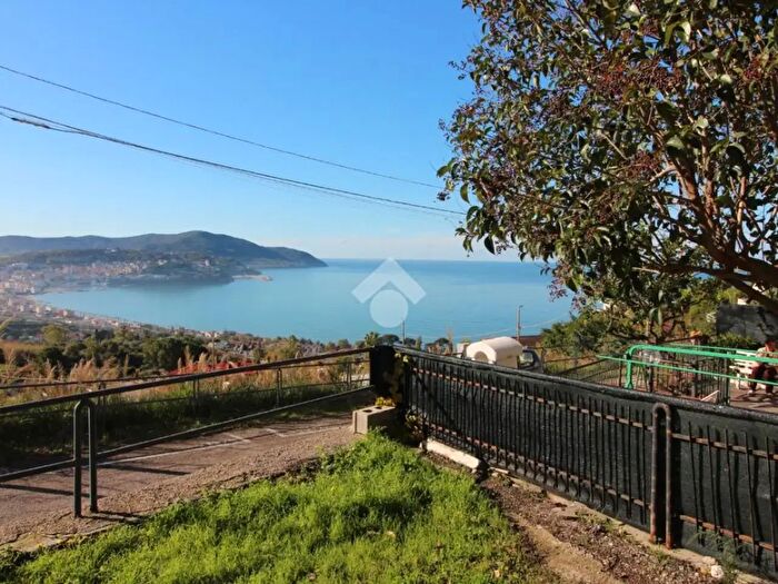 Casa bilocale in vendita in Via Antonio De Curtis, Agropoli