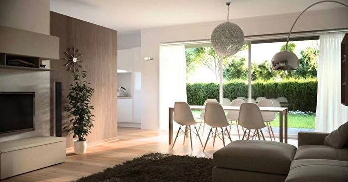 Casa con 7 locali in vendita in Via Trento E Trieste Carpi, Carpi